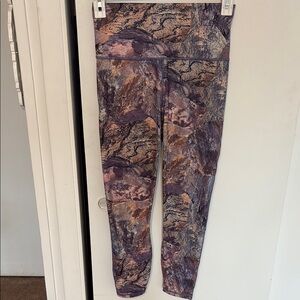 powerhold by fabletics Leggings